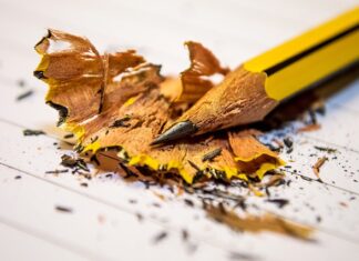 Jak pozbyć się opiłków z układu paliwowego?