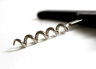 Jak krąży płyn chłodniczy w silniku?