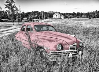 Dlaczego grzejnik grzeje jak jest zakręcony?