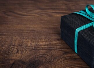 Jak wyłożyć pudełko materiałem?