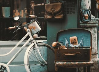 Czy w Koszalinie jest sklep meblowy Agata?